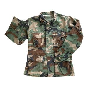 US Army M81 Woodland Camouflage BDU Jacket Vintage Uniform Small